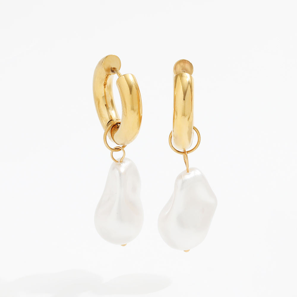 Pearl Drop Earring